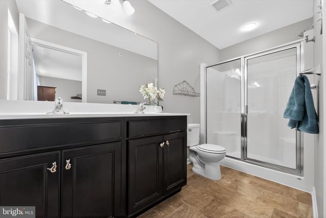 21 FARADAY CT, Morton, PA 19070