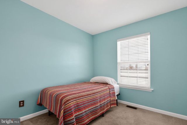 21 FARADAY CT, Morton, PA 19070