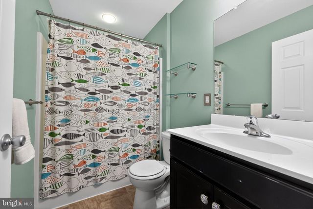 21 FARADAY CT, Morton, PA 19070