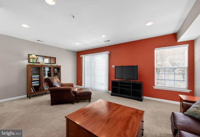 21 FARADAY CT, Morton, PA 19070