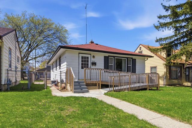 5919 N 67th STREET, Milwaukee, WI 53218