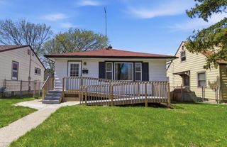 5919 N 67th STREET, Milwaukee, WI 53218