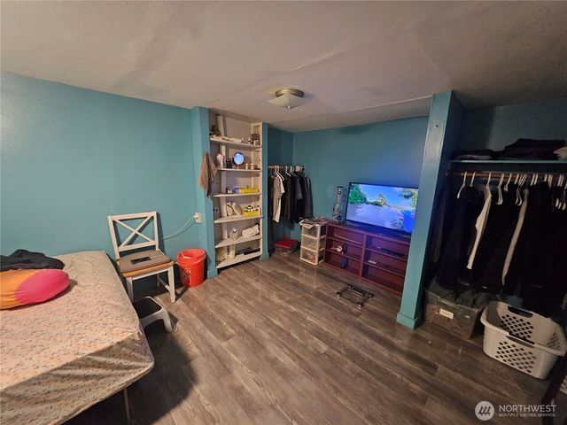 13727 37th Avenue S, Tukwila, WA 98168