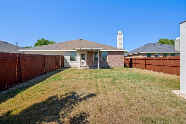 2718 Lake Terrace Drive, Wylie, TX 75098