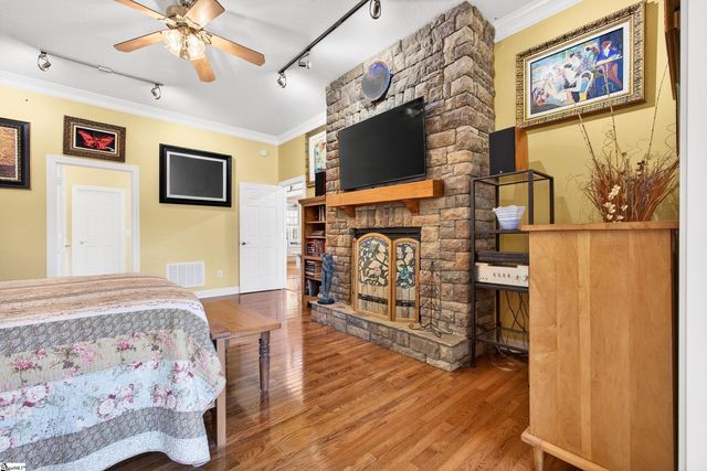 24 Laurelcrest Lane, Travelers Rest, SC 29690