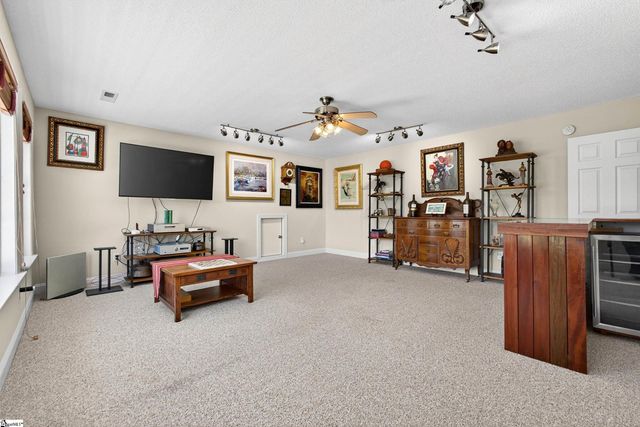 24 Laurelcrest Lane, Travelers Rest, SC 29690