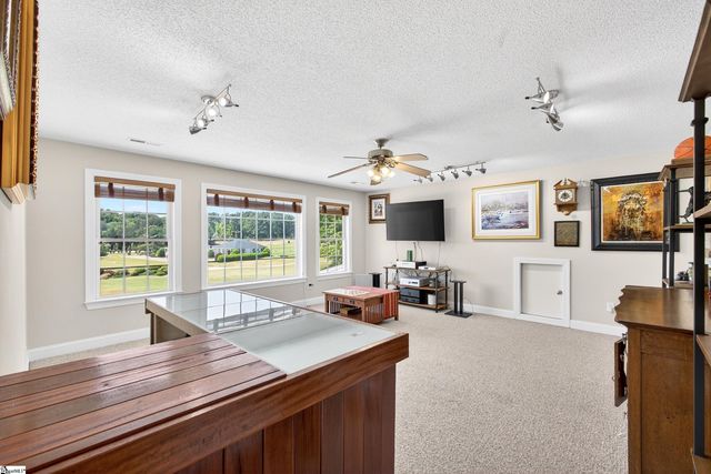 24 Laurelcrest Lane, Travelers Rest, SC 29690