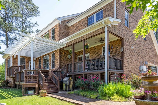 24 Laurelcrest Lane, Travelers Rest, SC 29690