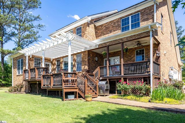 24 Laurelcrest Lane, Travelers Rest, SC 29690