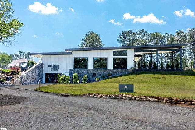 24 Laurelcrest Lane, Travelers Rest, SC 29690