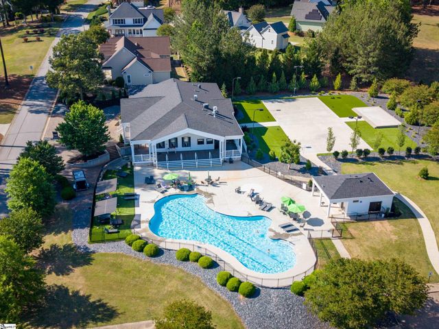 24 Laurelcrest Lane, Travelers Rest, SC 29690
