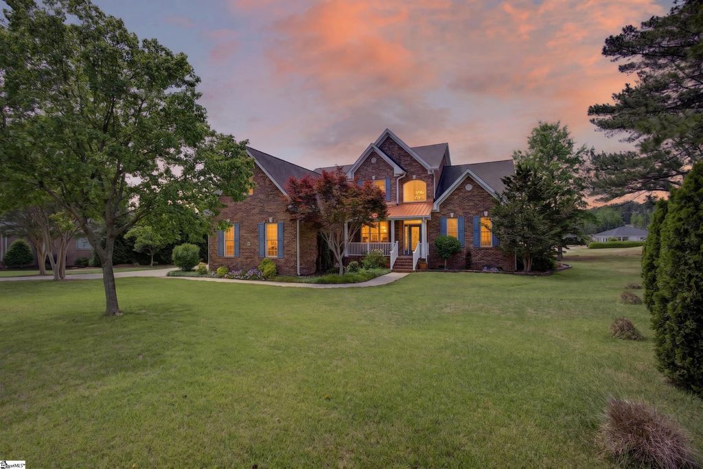 24 Laurelcrest Lane, Travelers Rest, SC 29690