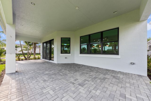 13487 Artisan Circle, Palm Beach Gardens, FL 33418