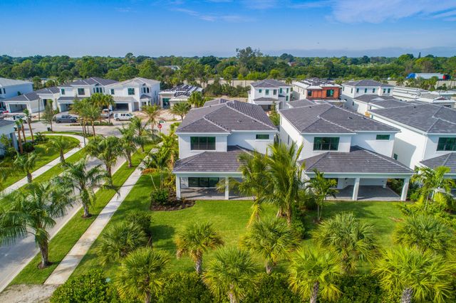 13487 Artisan Circle, Palm Beach Gardens, FL 33418