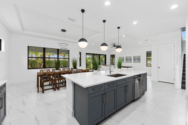 13487 Artisan Circle, Palm Beach Gardens, FL 33418