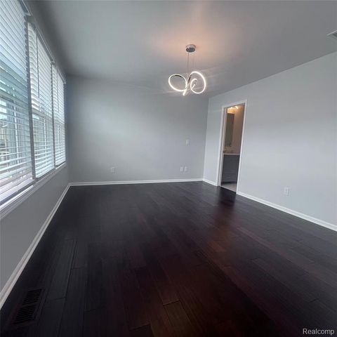 27994 Hopkins Drive, Novi, MI 48377