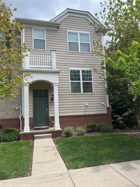 27994 Hopkins Drive, Novi, MI 48377