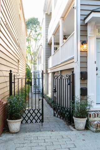 87 America Street B, Charleston, SC 29412