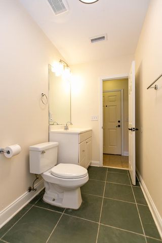 87 America Street B, Charleston, SC 29412