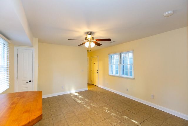 87 America Street B, Charleston, SC 29412