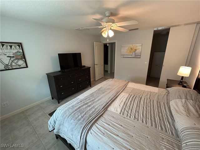 3664 El Segundo CT, Naples, FL 34109