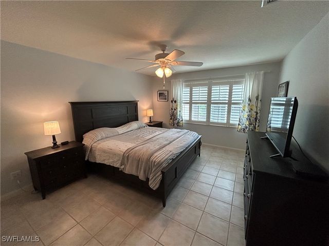 3664 El Segundo CT, Naples, FL 34109