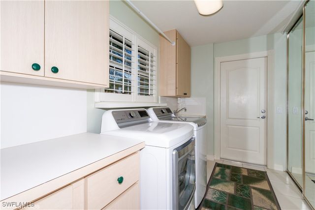 3664 El Segundo CT, Naples, FL 34109