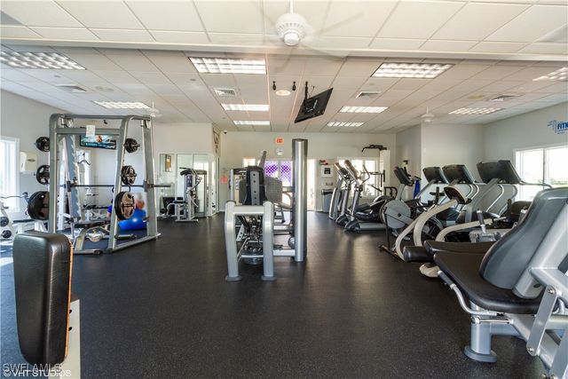 3664 El Segundo CT, Naples, FL 34109