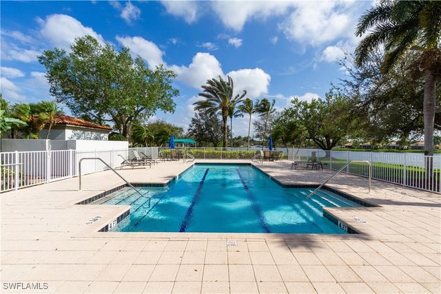 3664 El Segundo CT, Naples, FL 34109