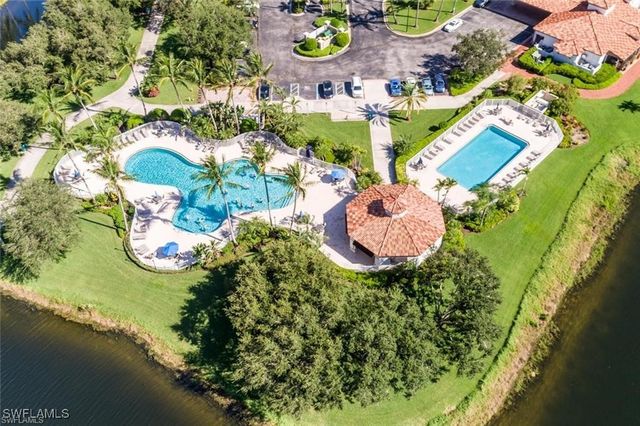 3664 El Segundo CT, Naples, FL 34109