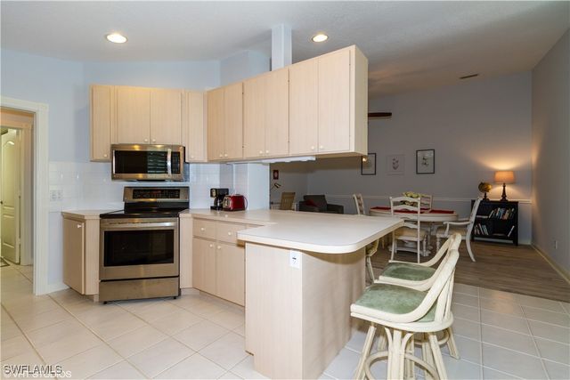 3664 El Segundo CT, Naples, FL 34109