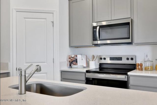 3471 HUMPHREY Street, Green Cove Springs, FL 32043