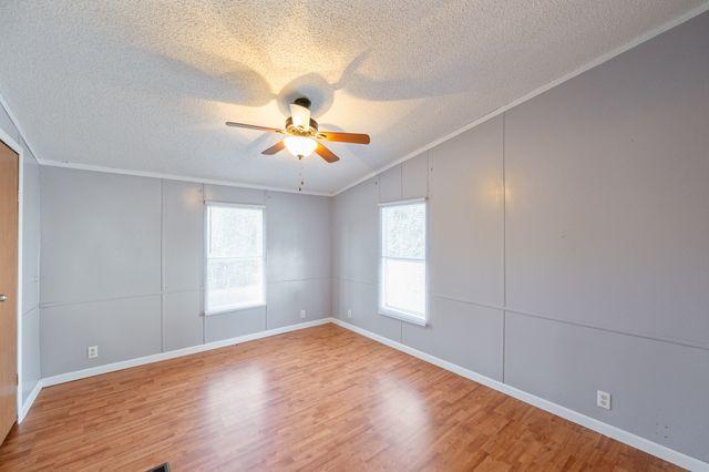 875 Lindsey Rd, Parsons, TN 38363