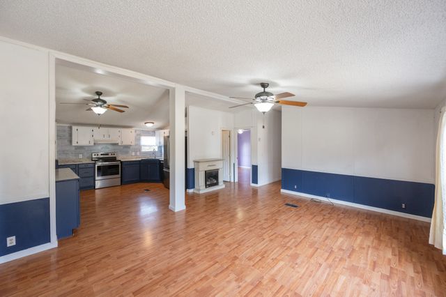 875 Lindsey Rd, Parsons, TN 38363