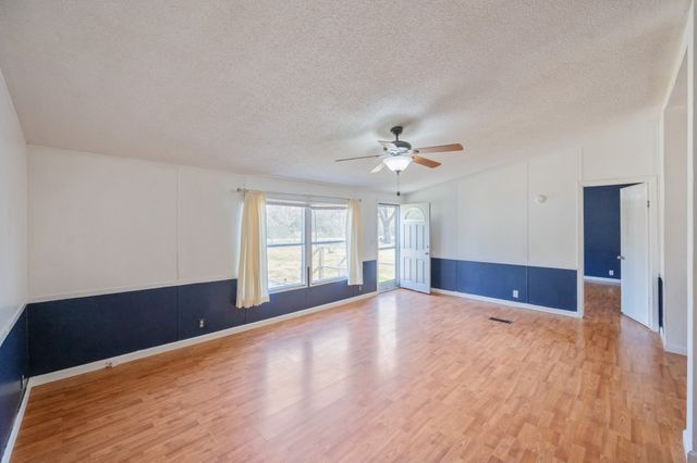 875 Lindsey Rd, Parsons, TN 38363