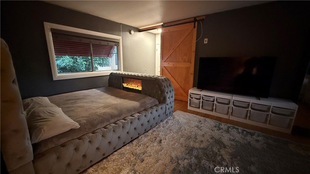 Image 9 of property listing at 7904 Laurel Canyon 12, North Hollywood, CA 91605