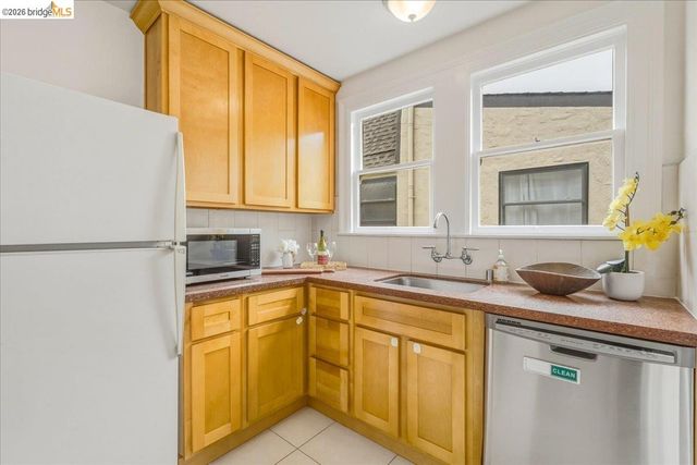2403 Cedar St, Berkeley, CA 94708