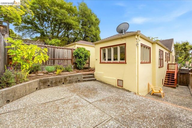 2403 Cedar St, Berkeley, CA 94708