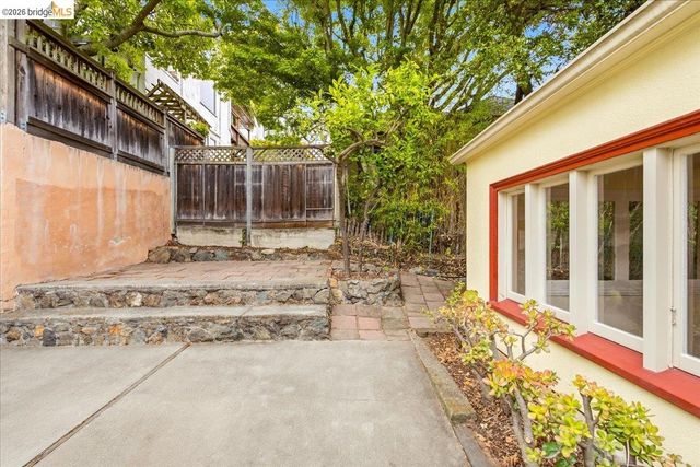 2403 Cedar St, Berkeley, CA 94708