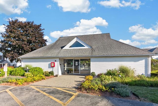 360 Littleton Road C1, Chelmsford, MA 01824