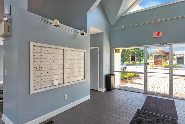 360 Littleton Road C1, Chelmsford, MA 01824