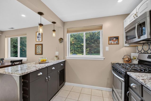 360 Littleton Road C1, Chelmsford, MA 01824