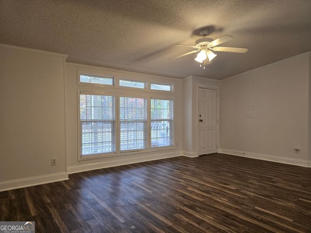 338 Day Street, Molena, GA 30258