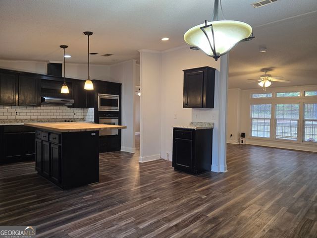 338 Day Street, Molena, GA 30258