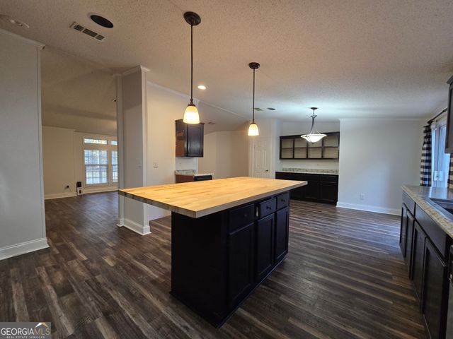 338 Day Street, Molena, GA 30258