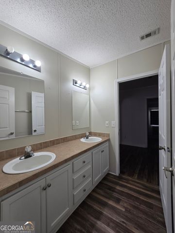 338 Day Street, Molena, GA 30258