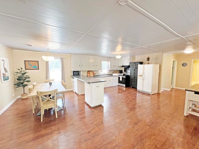 1307 Gin Pond Drive, Summerton, SC 29148
