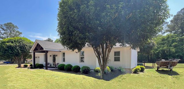 1307 Gin Pond Drive, Summerton, SC 29148