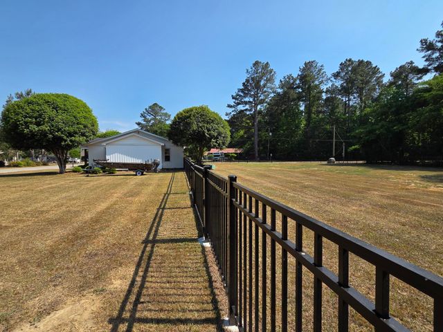 1307 Gin Pond Drive, Summerton, SC 29148