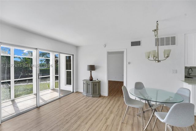 2970 NE 16th Ave 214, Oakland Park, FL 33334